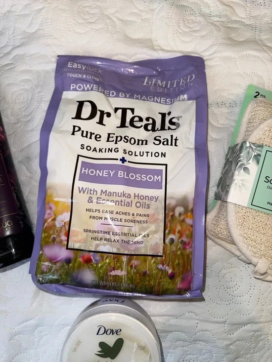Spa Self Care Bundle 💜 Dr Teal’s, Dove, Body Balm & Scrubber Set | Gift Ready - Picture 3 of 5